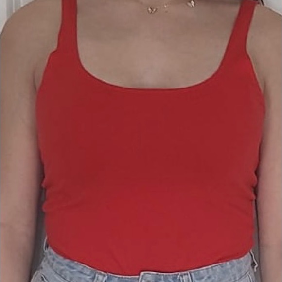 GARAGE | Red fitted Bodysuit - Picture 2 of 2